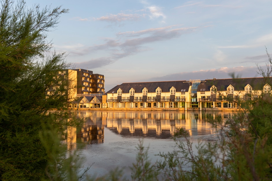 Extérieur de l'hôtel Les Salines Thalasso Thalazur Carnac