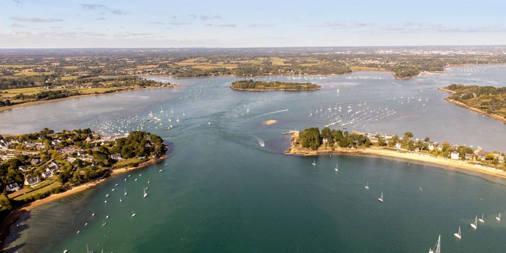 Le Golfe du Morbihan vu du ciel copyright Simon BOURCIER - Morbihan Tourisme