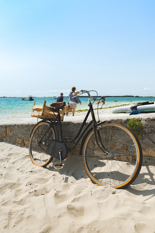 Vélo sur la plage de Carnac