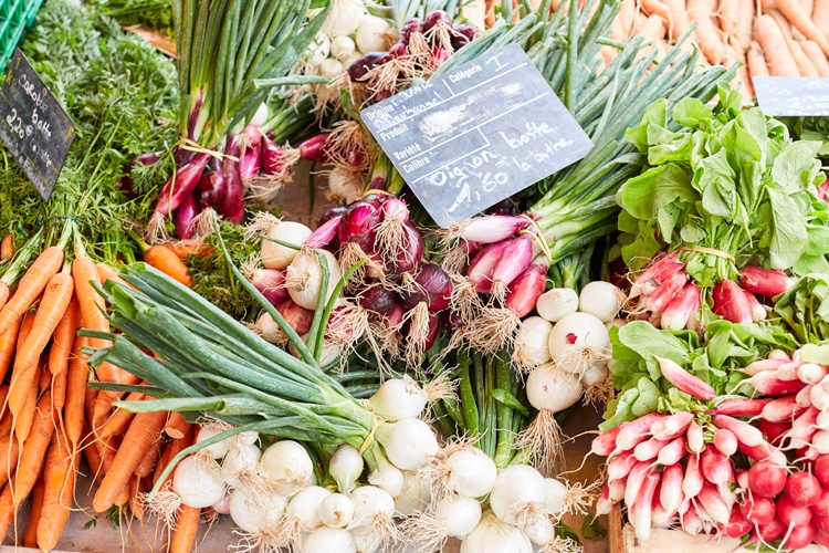 Légumes au marché de Carnac copyright Alexandre Lamoureux