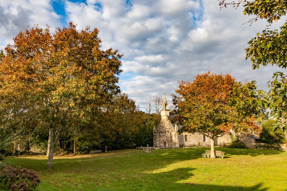 Chapelle de Kergroix à Carnac en automne