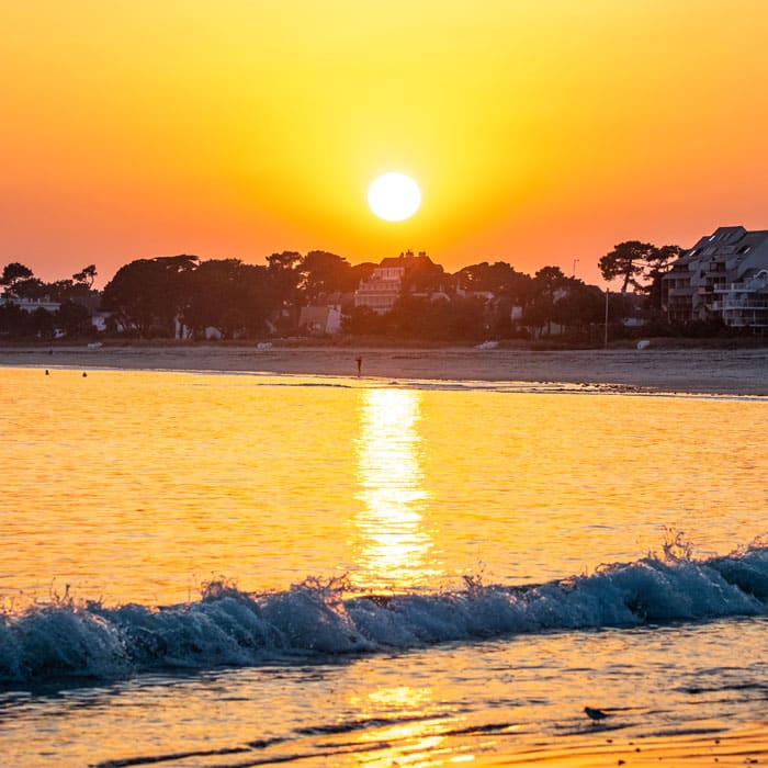 Coucher du soleil sur la Grande Plage de Carnac